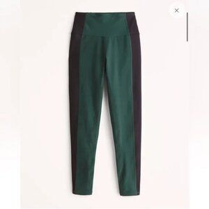 Green & Black Color block 7/8 leggings - size L